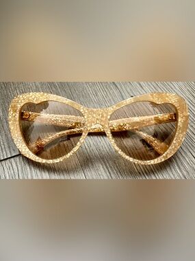 🕶️ Miu Miu Speckled Glittery Cat-Eye Sunglasses 🕶️